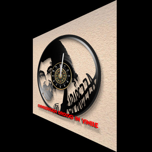 OROLOGIO DA PARETE IN VINILE CAPAREZZA 2