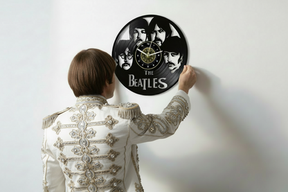 OROLOGIO DA PARETE IN VINILE BEATLES