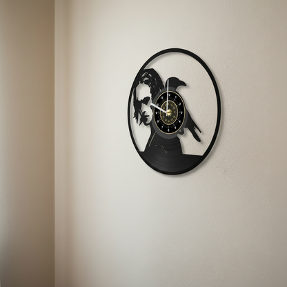 OROLOGIO DA PARETE IN VINILE IL CORVO 1