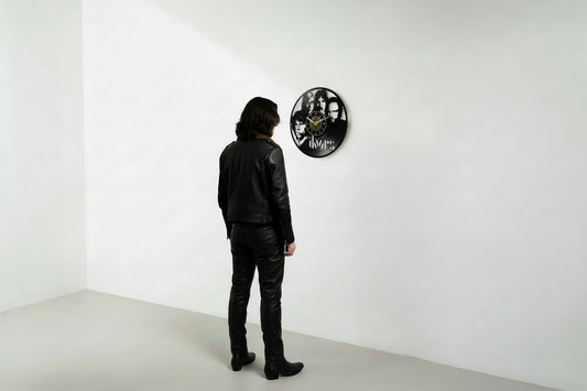 OROLOGIO DA PARETE IN VINILE DOORS 2
