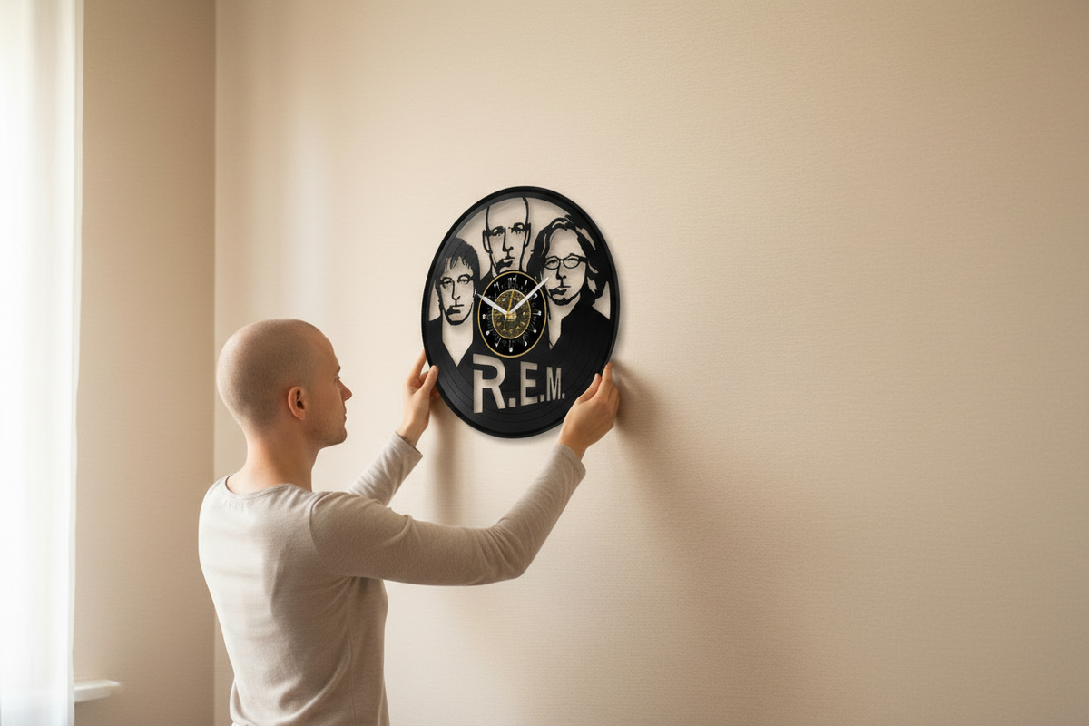 OROLOGIO DA PARETE IN VINILE REM