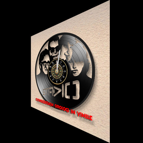 OROLOGIO DA PARETE IN VINILE STADIO