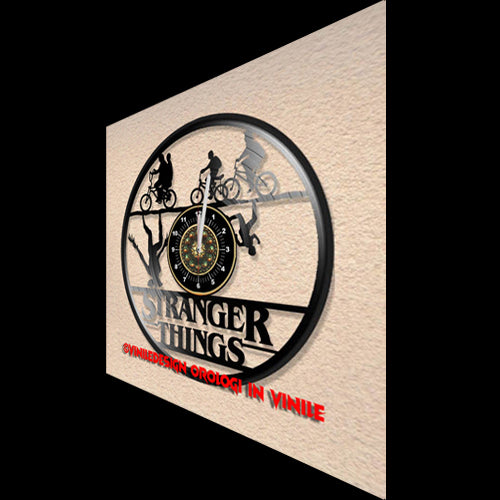 OROLOGIO DA PARETE IN VINILE STRANGER THINGS