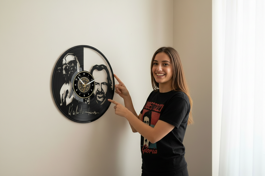 OROLOGIO DA PARETE IN VINILE UMBERTO TOZZI